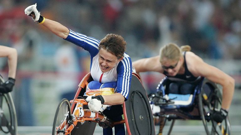 ATHENS - SEPTEMBER 23: Tanni Grey-Thompson of Great Britain iWins T53 at the Athens 2004 Paralympic Games at the Olympic Stadium in Athens, Greece.  (Photo by Phil Cole/Getty Images)