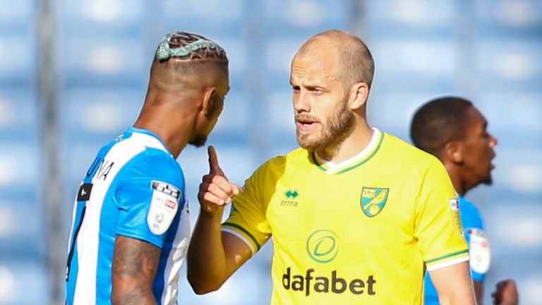 Teemu Pukki took advantage of Richard Stearman's error to set up Adam Idah's winning goal