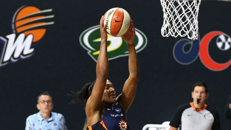 Alyssa Thomas #25 of the Connecticut Sun handles the ball against the Los Angeles Sparks during the WNBA playoffs on September 17, 2020 at Feld Entertainment Center in Palmetto, Florida. 
