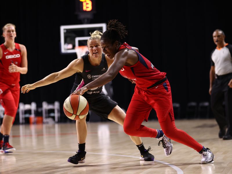 WNBA: Candace Parker supplies double-double as Los Angeles Sparks