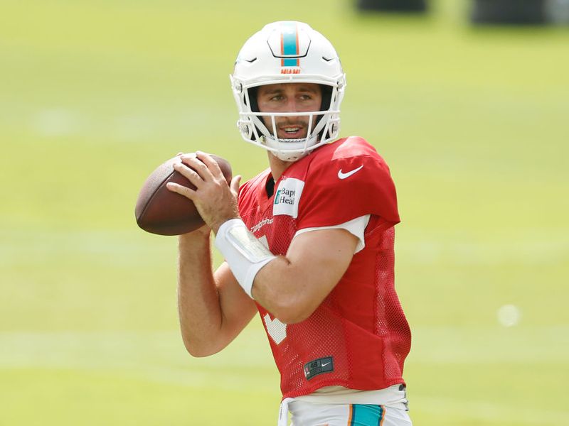 Miami Dolphins will allow up to 13,000 fans at home opener