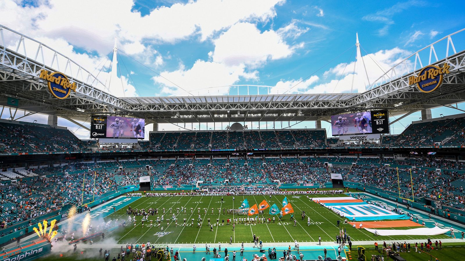 Behold, the Miami Dolphin's Big New Stadium Gets Built in One Epic