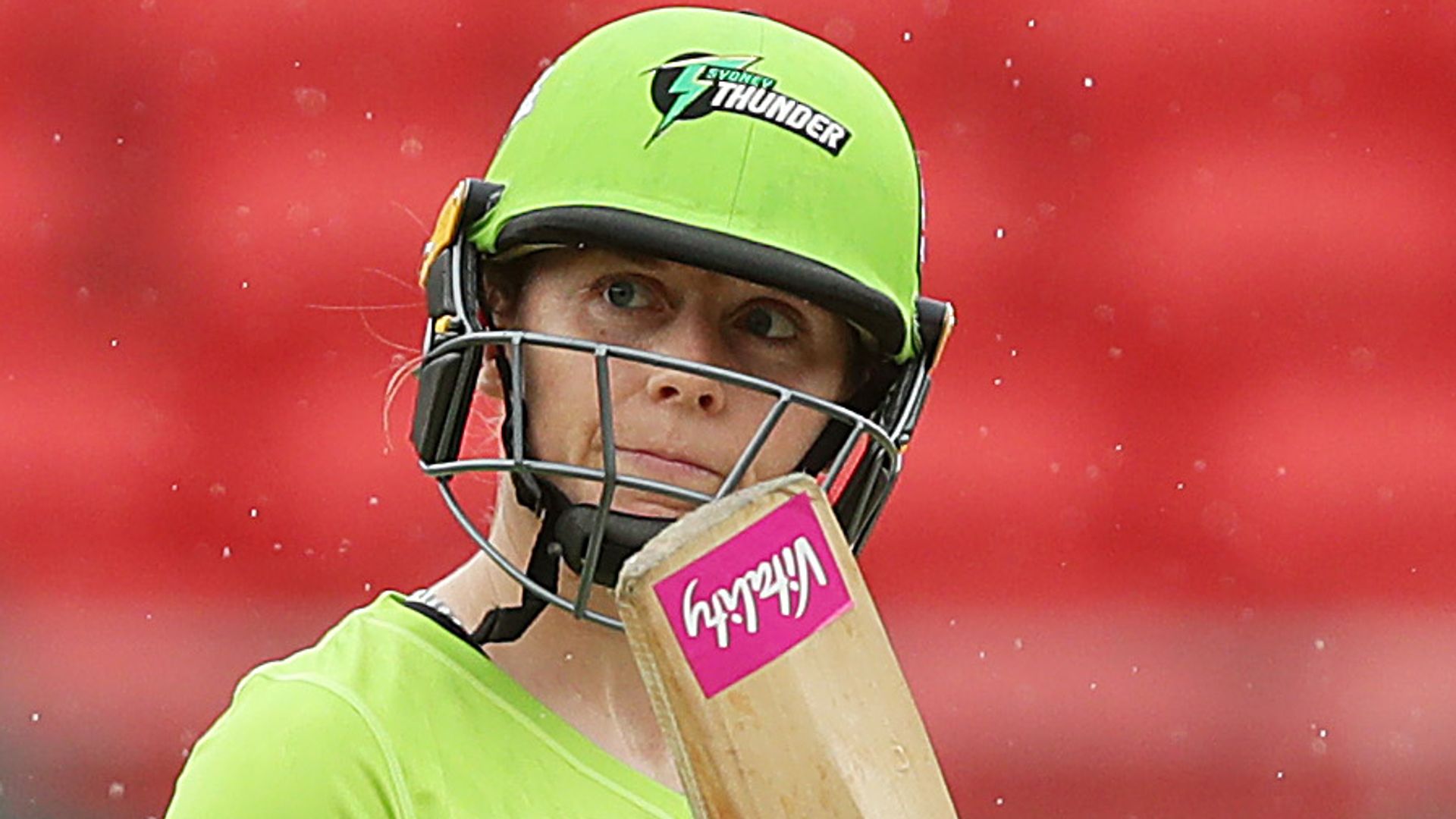 England skipper Knight runs riot in Big Bash