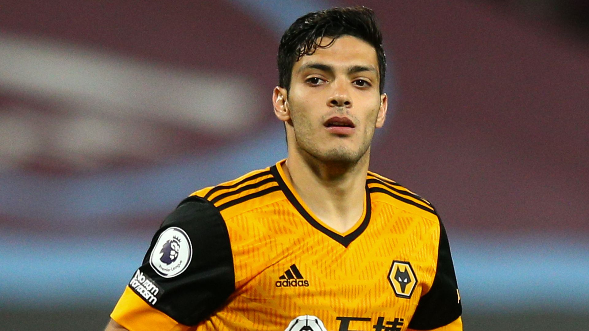 Jimenez signs new four-year Wolves deal
