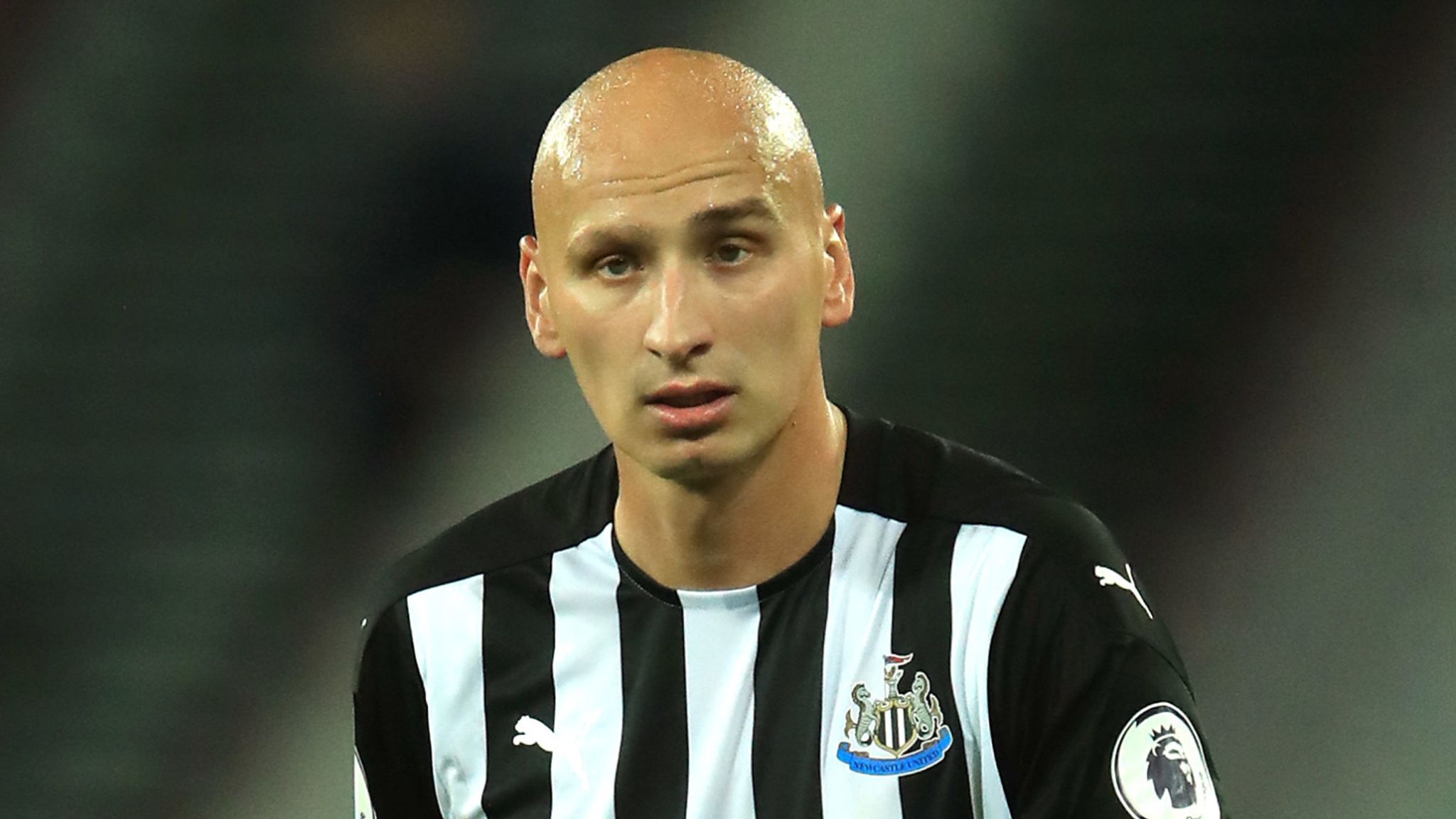 Jonjo Shelvey to have hernia surgery, Newcastle boss Steve Bruce ...