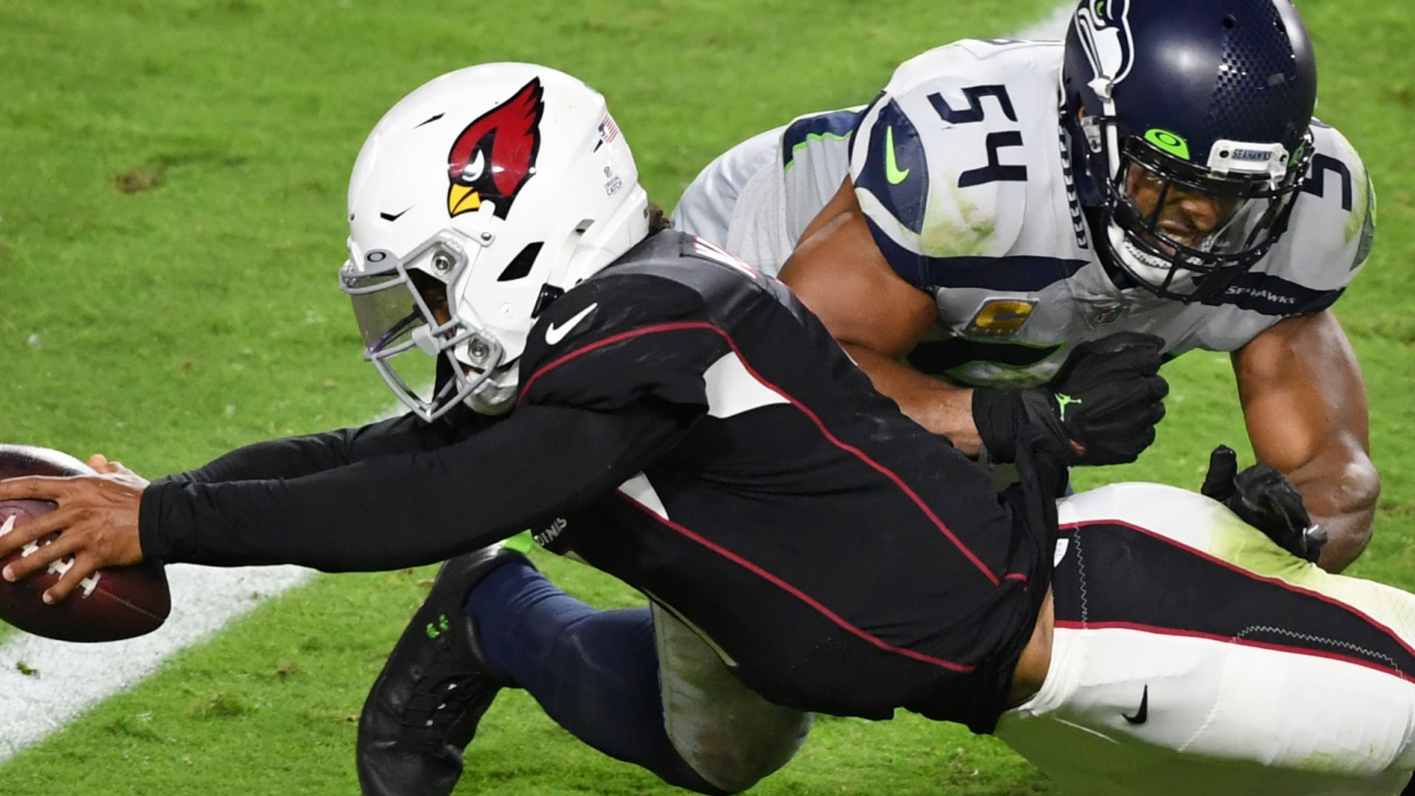 Seahawks find traction stopping Kyler Murray-led Cardinals rushing attack