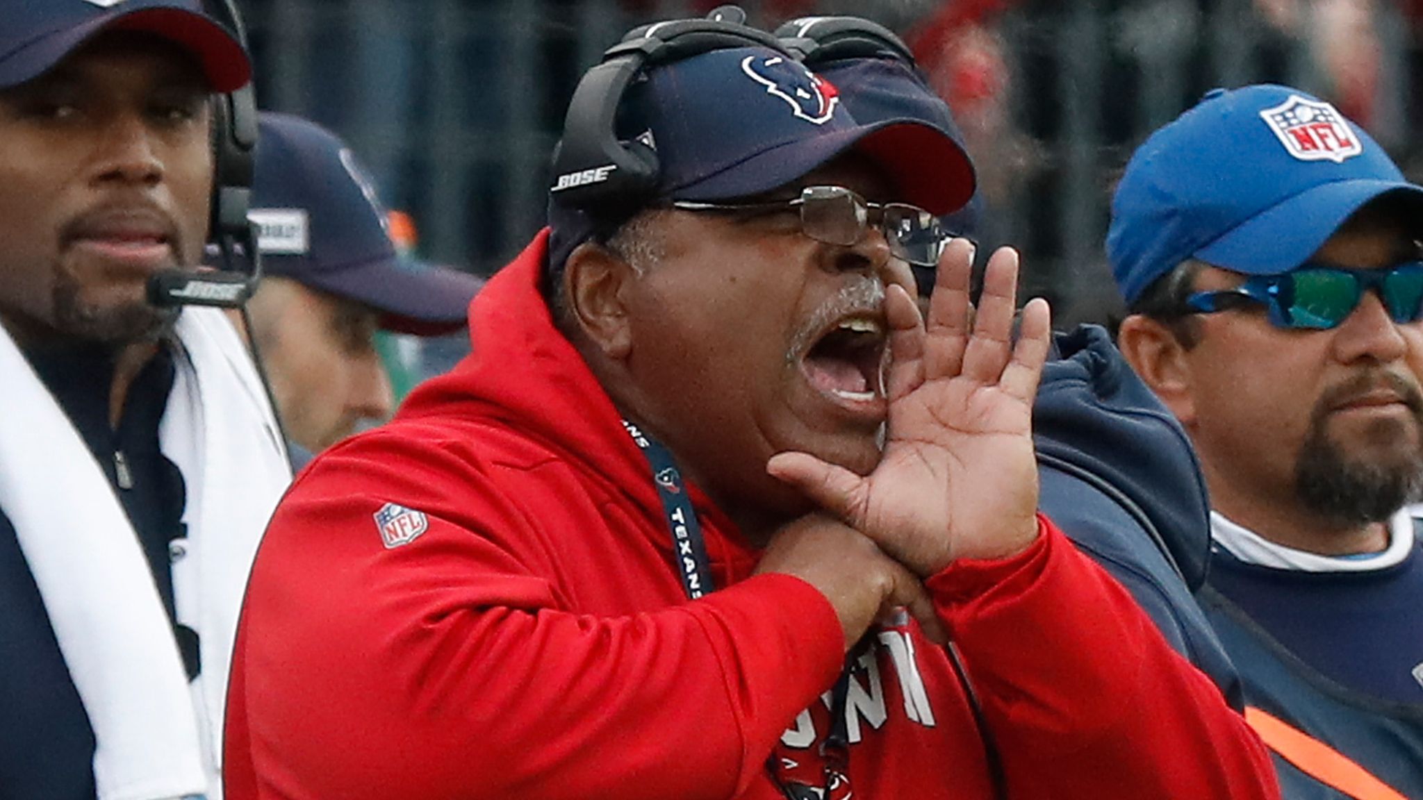 Romeo Crennel back with Texans as senior adviser