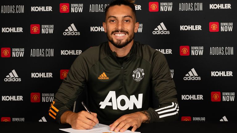Alex Telles has signed for Manchester United