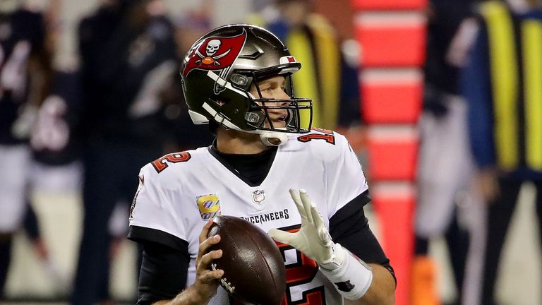 Tom Brady found Mike Evans for the touchdown as the Tampa Bay Buccaneers took an early lead in their NFL clash against the Chicago Bears.
