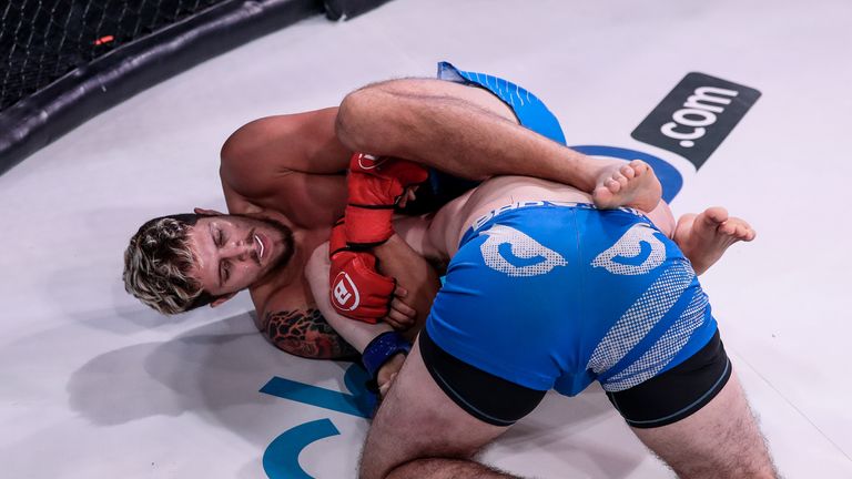 Aviv Gozali wins MMA