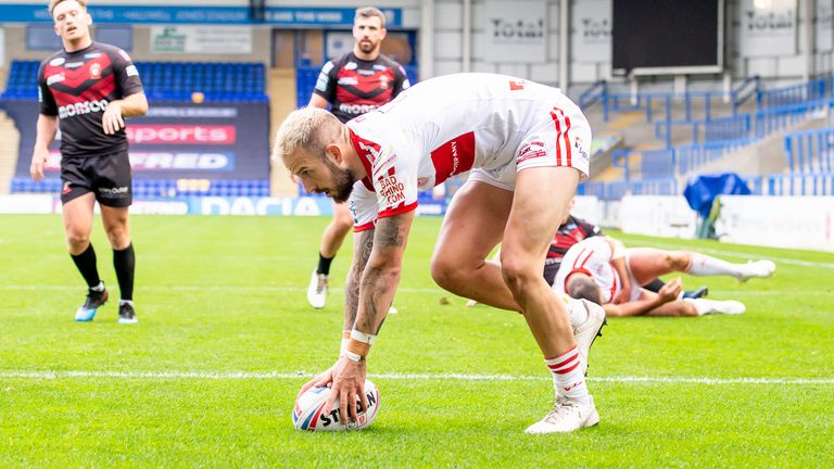 Ben Crooks dots down for Hull KR against Salford