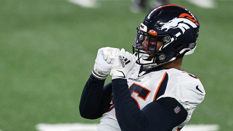 Bradley Chubb #55 of the Denver Broncos celebrates a stop against Sam Darnold #14 of the New York Jets during the second quarter at MetLife Stadium on October 01, 2020 in East Rutherford, New Jersey.