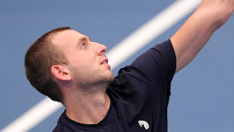 Vienna Open: Dan Evans loses to Lorenzo Sonego in semi-finals - BBC Sport