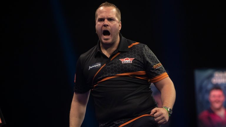 Dirk Van Duijvenbode continued his debut run at the World Grand Prix with an impressive win over Dimitri Van den Bergh