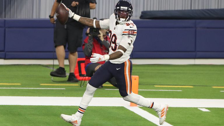 Eddie Jackson of the Chicago Bears scores a touchdown after recovering a fumble against the Los Angeles Rams