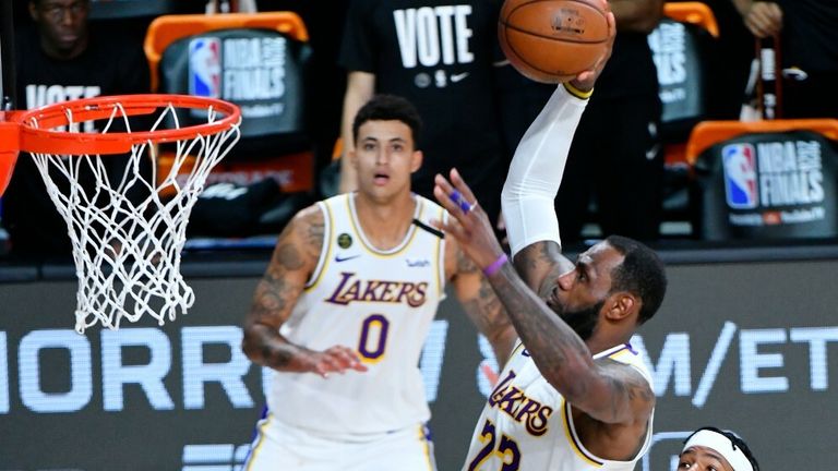 Lebron James dunks for Lakers in game 6 of nba finals
