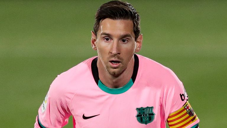 GETAFTE, SPAIN - OCTOBER 17: Lionel Messi of FC Barcelona during the La Liga Santander match between Getafe v FC Barcelona at the Coliseum Alfonso Perez on October 17, 2020 in Getafte Spain (Photo by David S. Bustamante/Soccrates/Getty Images)
