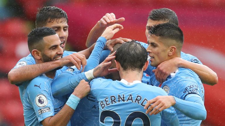 Manchester City celebrate after Kyle Walker puts them ahead at Sheffield United