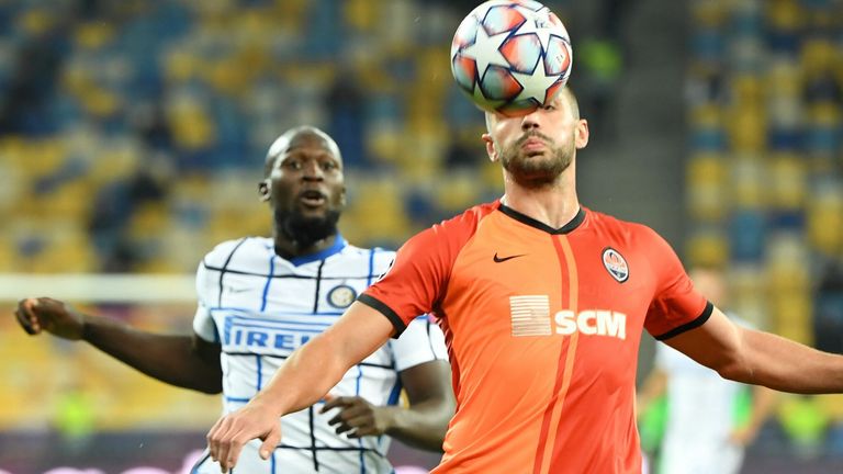 Inter forward Romelu Lukaku chases down Shakhtar's Davit Khocholava