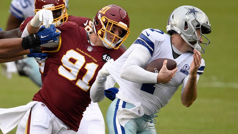 Ryan Kerrigan sacks third-string Cowboys quarterback Ben DiNucci in Sunday's win