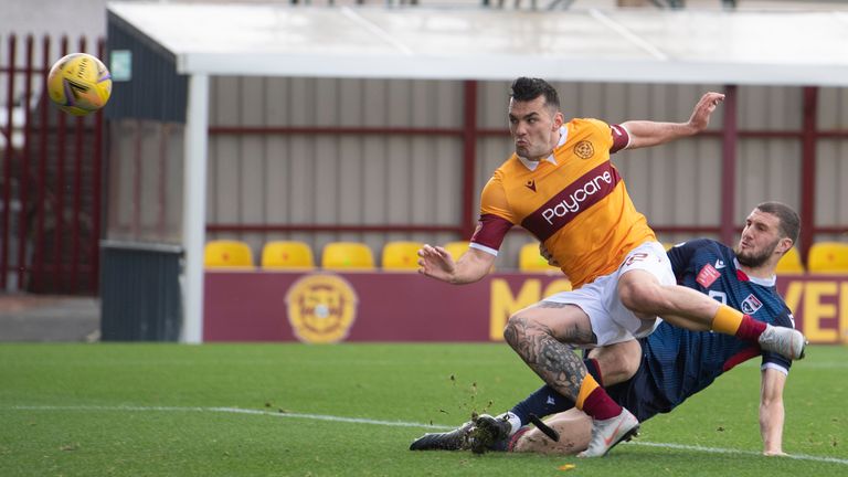 Tony Watt (L) scores Motherwell's opener