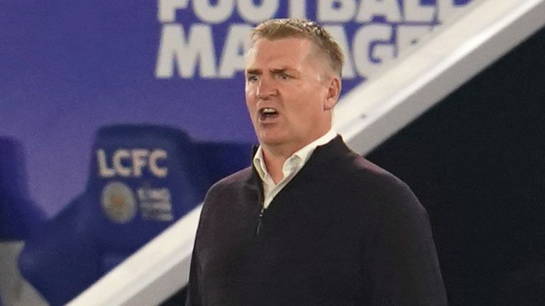 Aston Villa manager Dean Smith on the touchline at Leicester