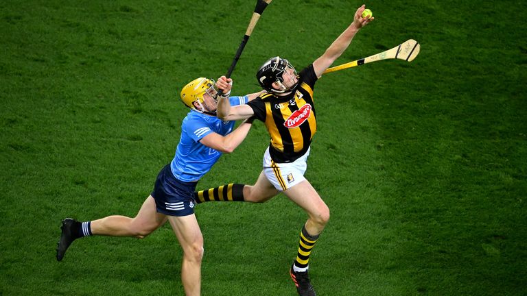 Walter Walsh fields over Daire Grey