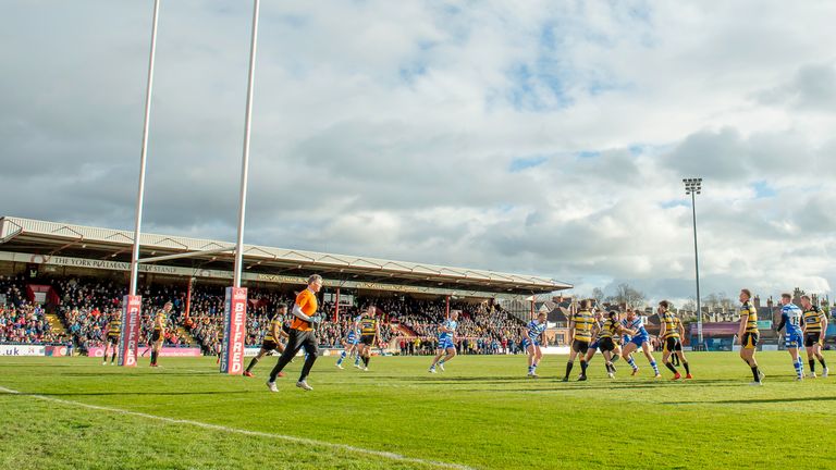 Picture by Allan McKenzie/SWpix.com - 17/03/2019 - Rugby League - Betfred Championship - York City Knight v Halifax RLFC - Bootham Crescent, York, England - A general view (GV) of York playing Halifax.