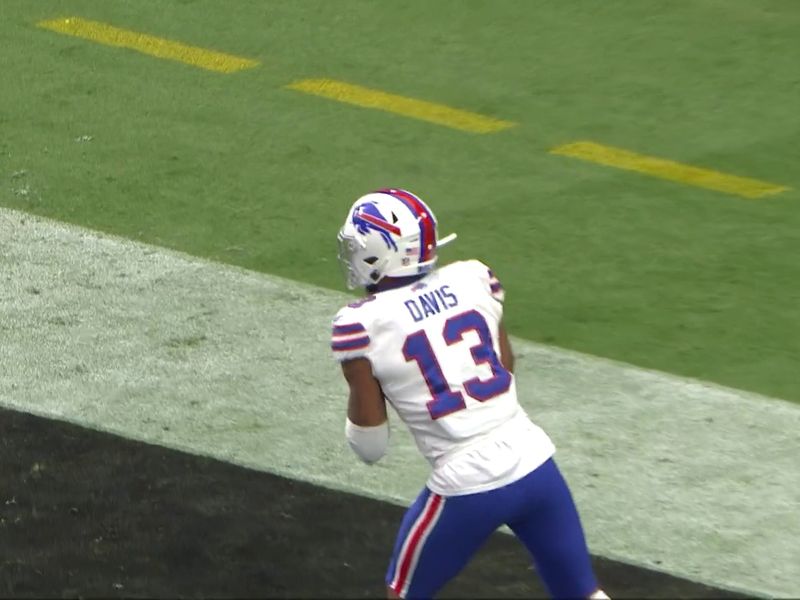 Buffalo Bills Wide Receiver Terrell Owens (81) walks off field after failed  4th down conversion in this NFL football game between the Buffalo Bills and  Jacksonville Jaguars at Municipal Stadium in Jacksonville