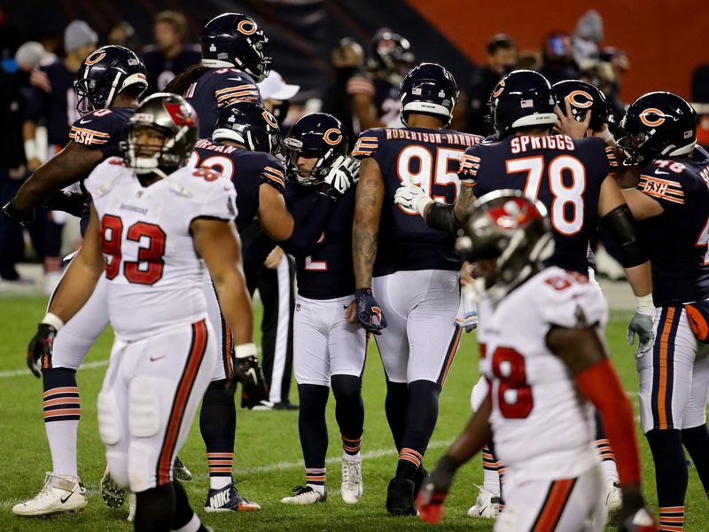 Nick Foles, Chicago Bears edge Tom Brady's Tampa Bay Buccaneers on