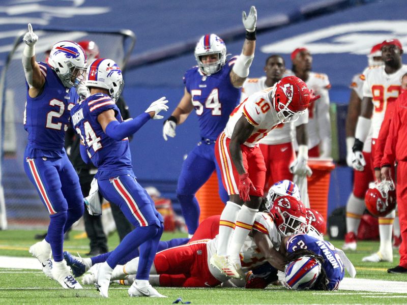 Chiefs, Edwards-Helaire run away with 26-17 win over Bills Le'Veon