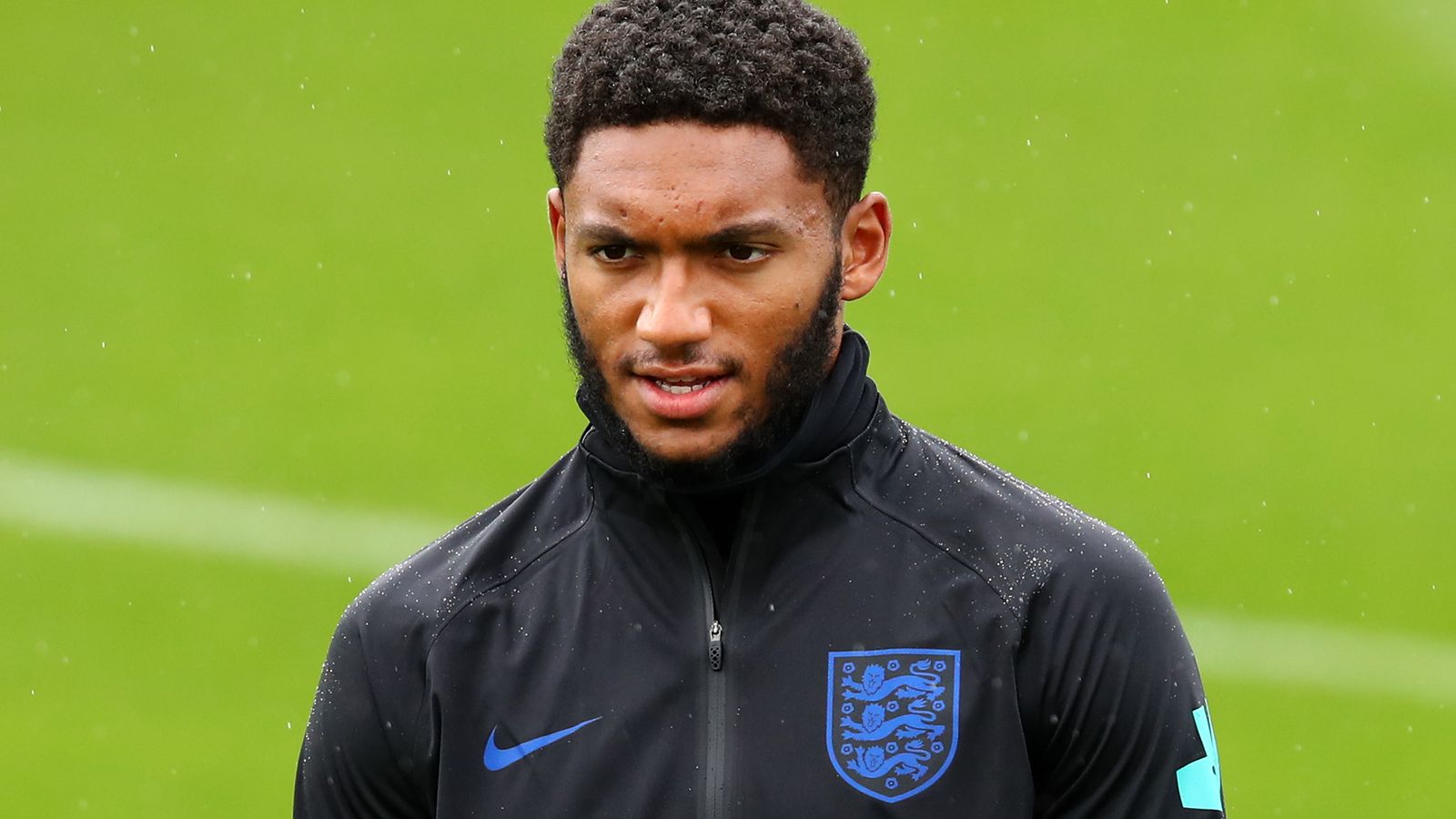 joe-gomez-liverpool-defender-out-of-england-squad-after-suffering-potentially-serious-knee-injury