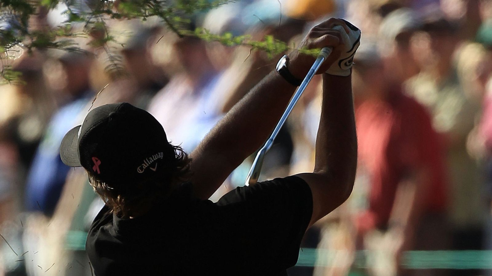 Masters Moments: Phil Mickelson's pine straw magic from 2010 win | Golf ...