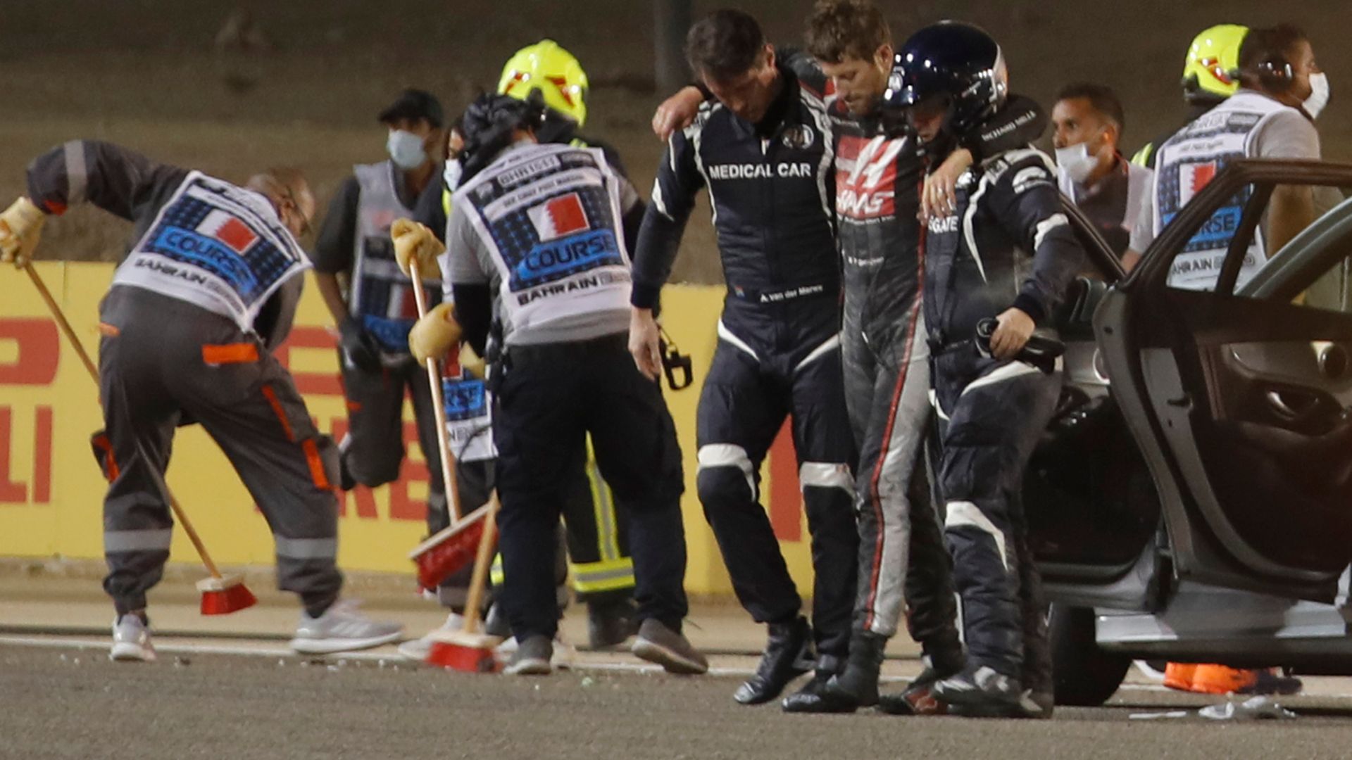 Hamilton wins Bahrain GP | Grosjean survives fiery crash