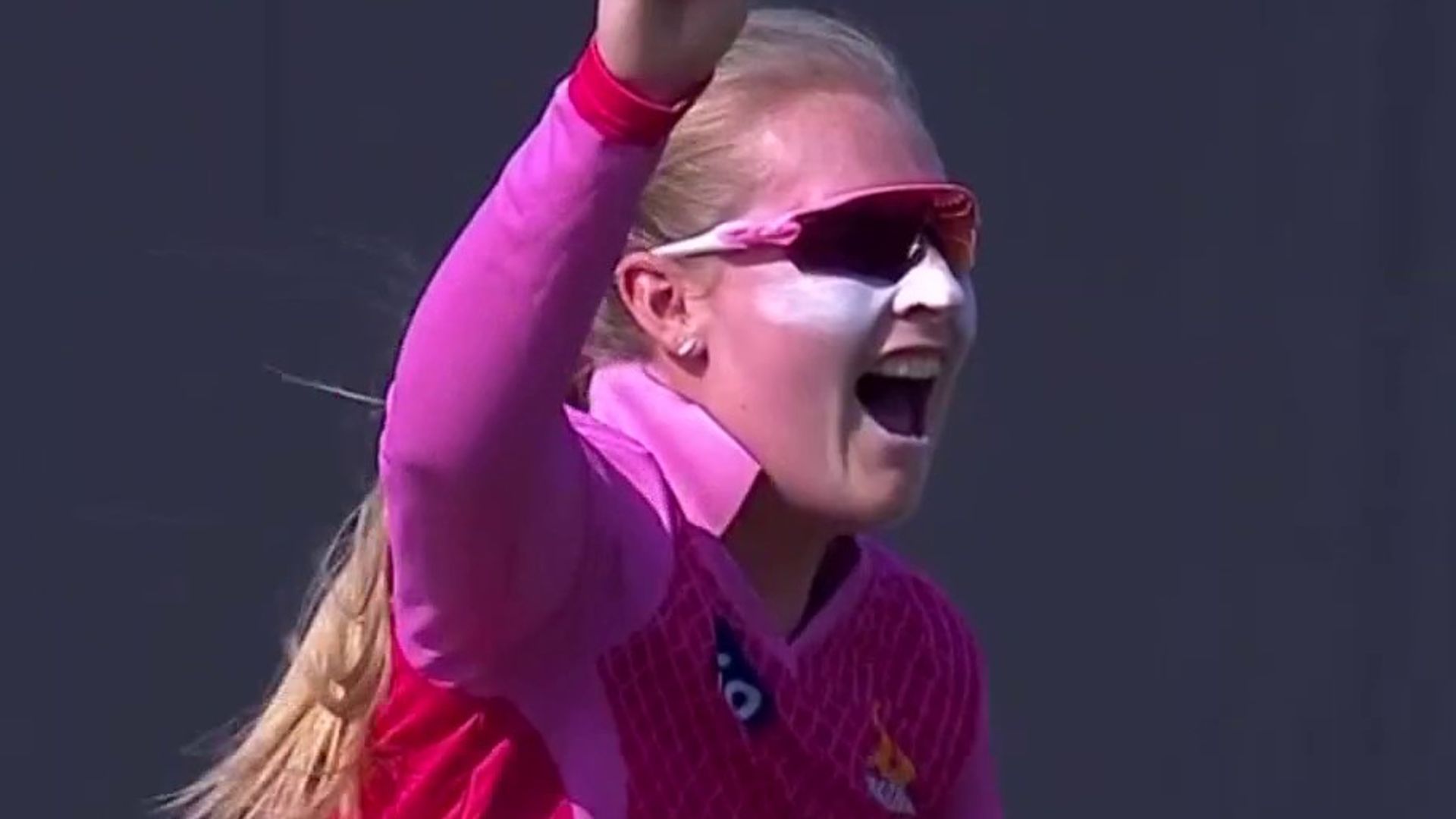 Women's T20 Challenge Final LIVE!