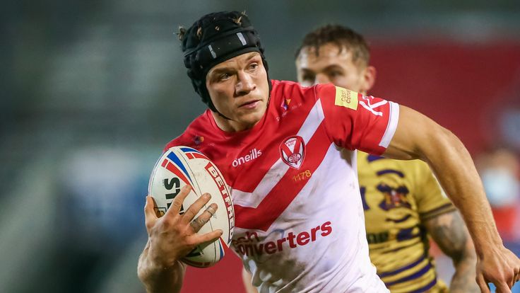 Picture by Alex Whitehead/SWpix.com - 30/10/2020 - Rugby League - Betfred Super League - St Helens v Wigan Warriors - Totally Wicked Stadium, St Helens, England - St Helens' Jonny Lomax makes a break.