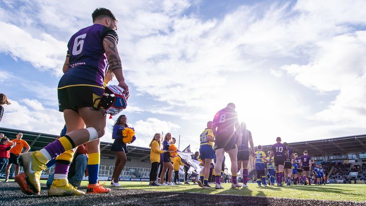 Picture by Allan McKenzie/SWpix.com - 16/02/2019 - Rugby League - Betfred League 1 - Newcastle Thunder v Doncaster RLFC - Kingston Park, Newcastle, England - Doncaster & Newcastle walk onto the field of play.