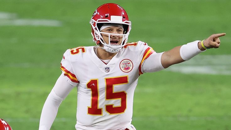 Patrick Mahomes led the Chiefs to a last-minute comeback win over the Raiders last week