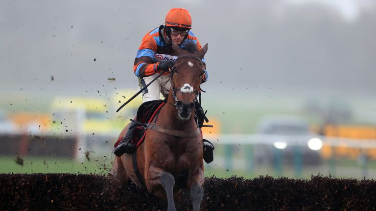Master Tommytucker ridden by Sam Twiston-Davies wins at Haydock