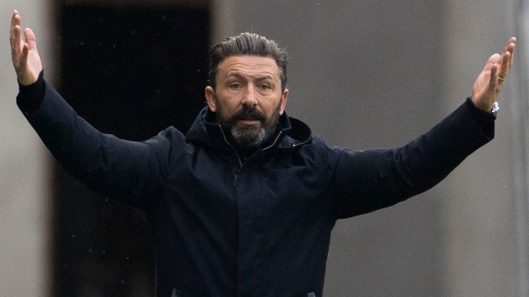 Aberdeen manager Derek McInnes during a Scottish Premiership match between Rangers and Aberdeen at Ibrox 