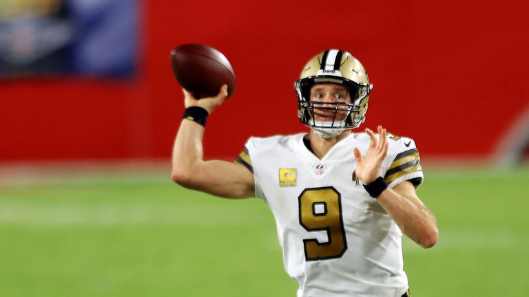 Relive some of Drew Brees&#39; best plays as he helped the New Orleans Saints beat the Tampa Bay Buccaneers in the NFL.