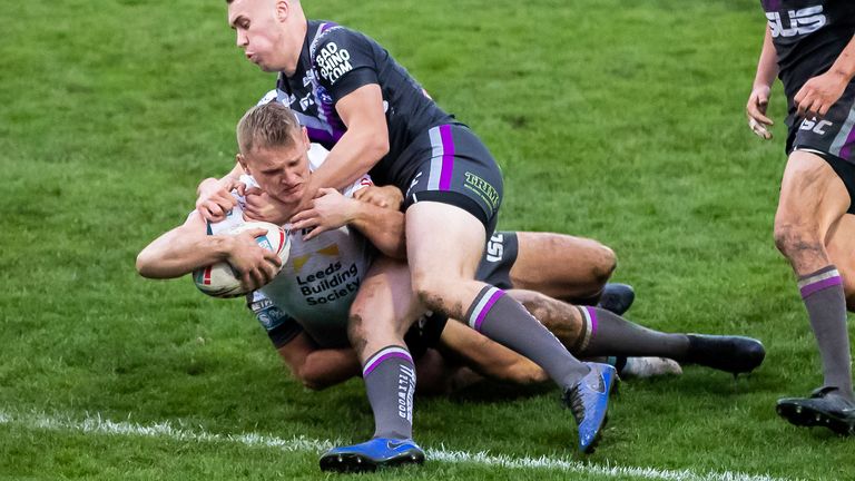 Brad Dwyer's try with 12 minutes remaining was enough for Leeds to claim a narrow win 