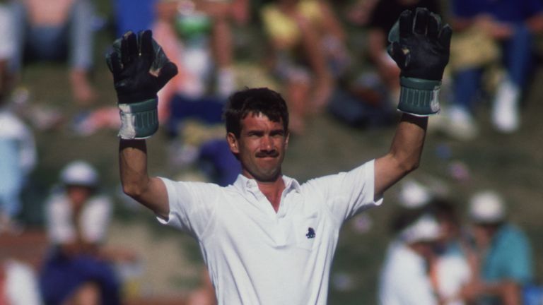 English cricketer Bruce French during the 3rd test match between England and New Zealand, March 1988. (Photo by Simon Bruty/Getty Images)