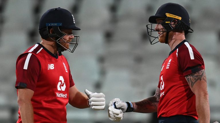 Jonny Bairstow (L) and Ben Stokes shared an 85-run partnership for the fourth wicket as England beat South Africa by five wickets