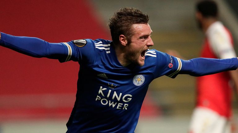 Jamie Vardy celebrates after his last-gasp equaliser for Leicester City