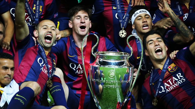 BERLIN, GERMANY - JUNE 06:  Javier Mascherano, Lionel Messi,Neymar Jr and Luis Suarez pose with the trophy during the UEFA Champions League Final between Barcelona and Juventus at Olympiastadion on June 6, 2015 in Berlin, Germany. (Photo by Ian MacNicol/Getty Images) *** Local Caption *** Neymar Jr; Lionel Messi; Luis Suarez; Javier Mascherano