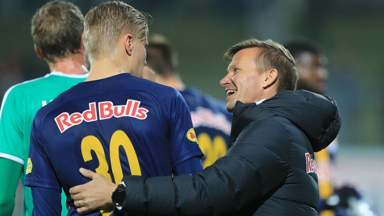 Red Bull Salzburg head coach Jesse Marsch with Erling Haaland