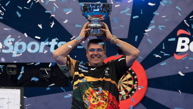 Jose De Sousa took out 158 to win the Grand Slam of Darts.