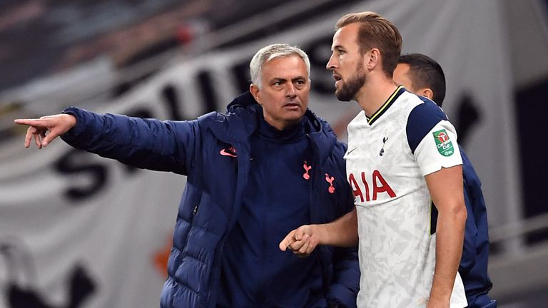 Tottenham Hotspur boss Jose Mourinho gives instructions to substitute Harry Kane