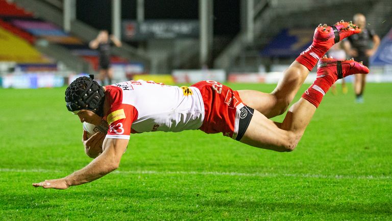 Jonny Lomax added St Helens' fifth score as they ran riot in the second half 